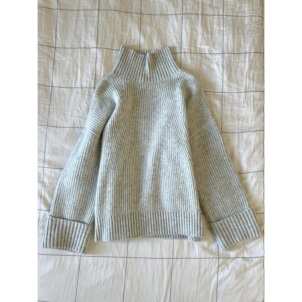 Topshop super soft wide sleeve turtleneck sweater -XS